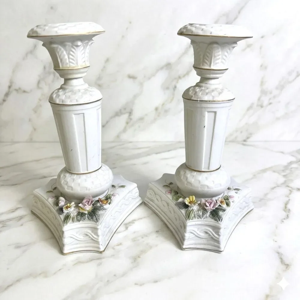 Vintage Lefton China Candlestick Holder HandPainted Japan Gold Trim KW5446